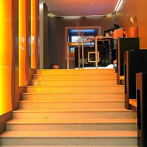 4* Hotell Orange