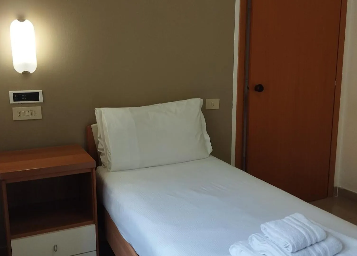 Hostel Ah Roma Italien