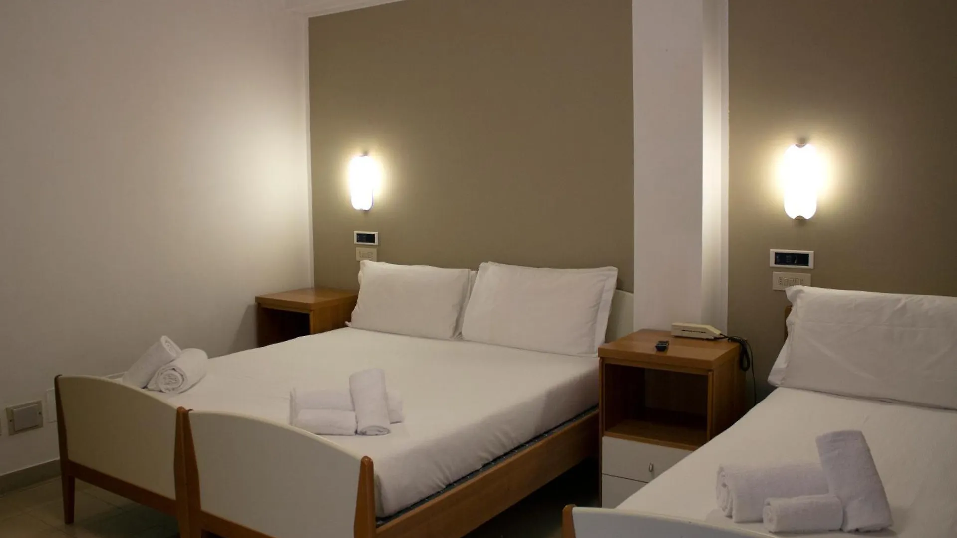 Hostel Ah Roma Itálie