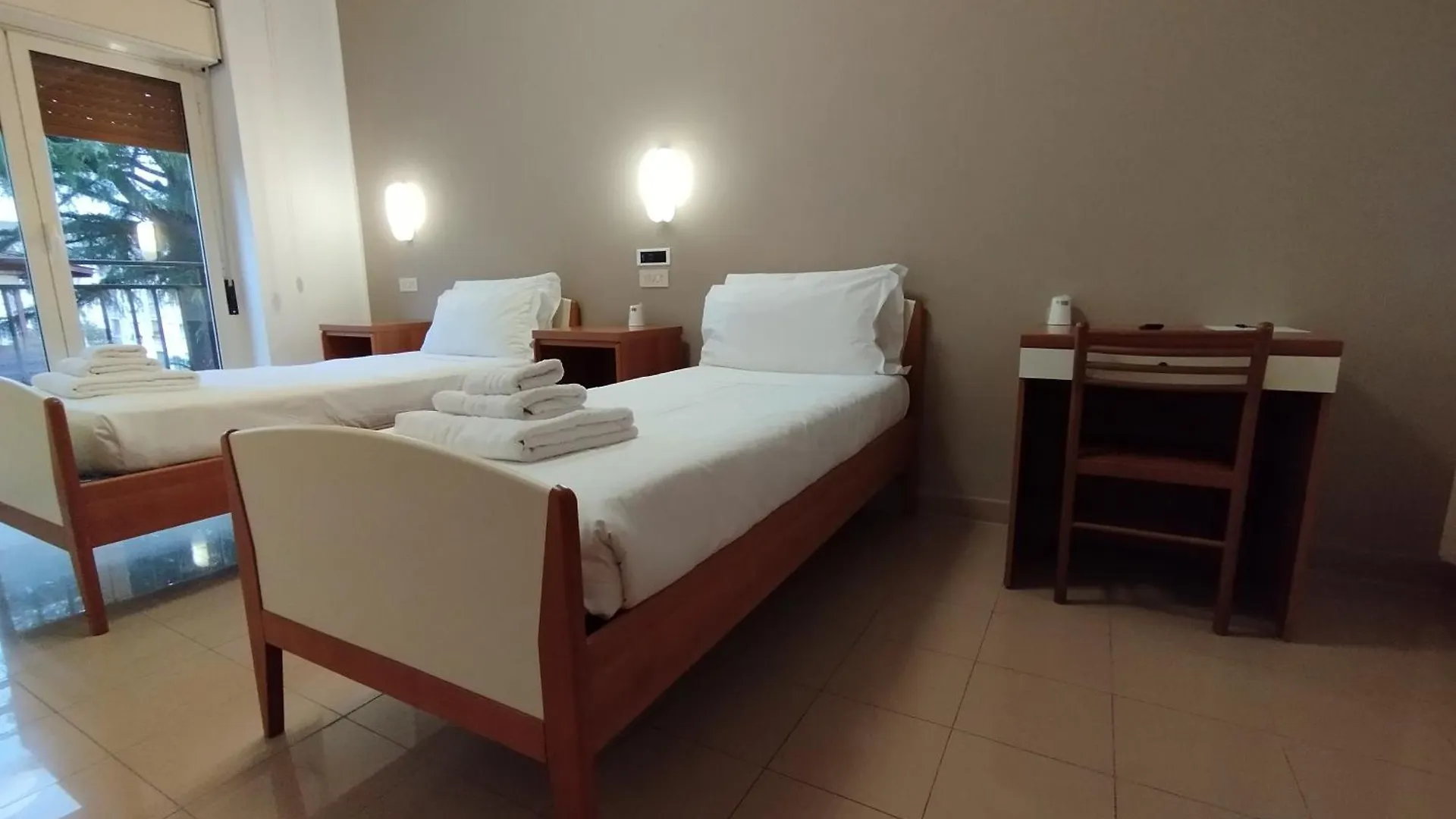 Ah Roma Hostel