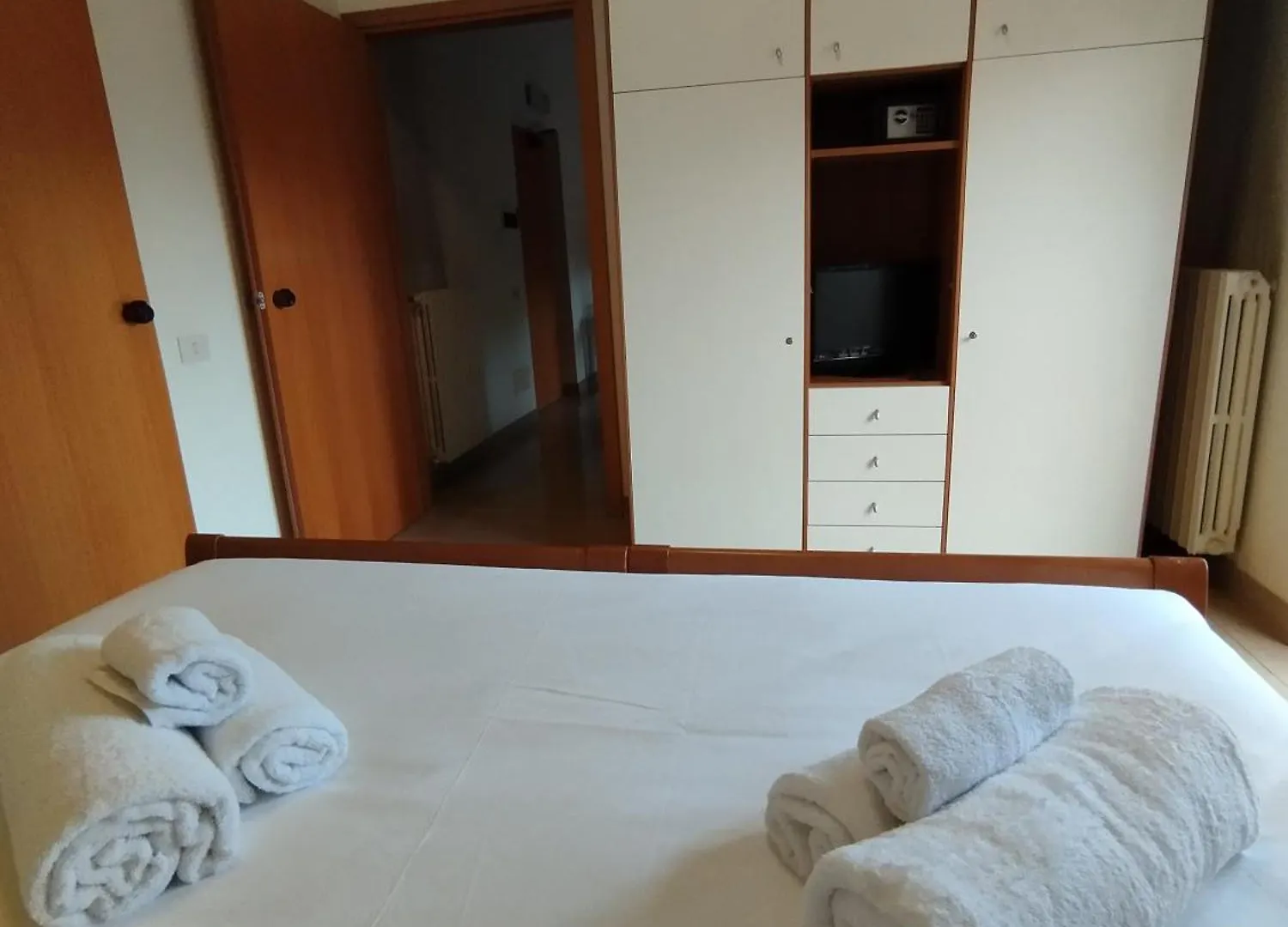 Ah Roma Hostel